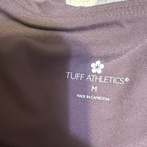Tuff Athletics women’s light Purple performance, capris size medium - Picture 2 of 5
